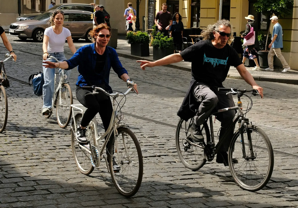 The beauty of Geneva by bike